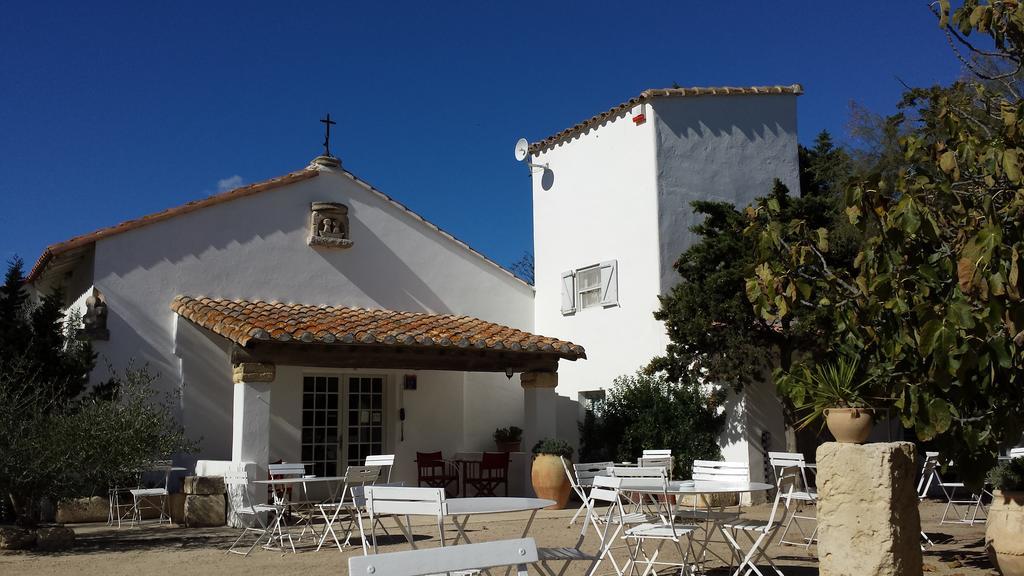 Cacharel Hotel Saintes-Maries-de-la-Mer Exterior photo